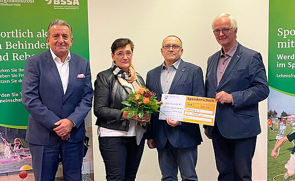 Gruppenbild Landtagspräsident, REHA-Sportverein Mildensee e.V. und BSSA.